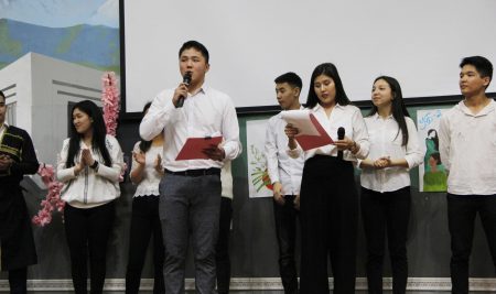      6-мартта Кыргыз  Республикасынын Эл аралык  университетинде  8-март — Аялдардын эл аралык майрамы салтанаттуу белгиленди.